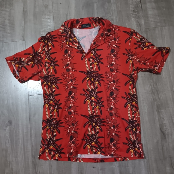 Hawaiian shirt - Picture 2 of 3